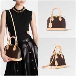 Classic Shoulder Bag Fashion Women Crossbody Large Capacity Totes Party Shell Top Designer Shoulder Bags Wholesale Artwork Handbag Vintage Handbags