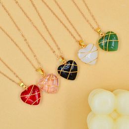 Pendant Necklaces 2023 Natural Stone Heart Shaped Crystal Necklace For Women Summer Love Metal Collar Chain Party Jewellery