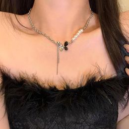 Pendant Necklaces Shiny Crystal Black Butterfly Necklace Exquisite Pearl Clavicle Chain For Women 2023 Trend Aesthetic Jewellery