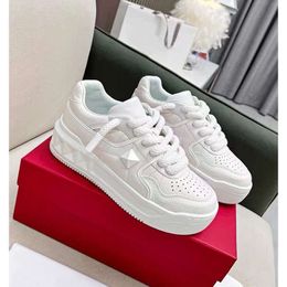 Valentine Breathable Female Designer Shoes Best-quality Little White Slip Shoes Casual Shoes Rose Red Sports Board Shoes Female Sneakers Gahql