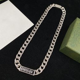 Top Luxury Designer Choker Necklace Chain for Woman or Man Simple Fashion Letter Silver Design Necklaces Chain Supply315w