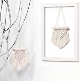 Decorative Figurines Hand-woven Boho Cotton Small Tapestry Children's Room Decorations Po Props Nordic Style Wall Hanging Accents Home