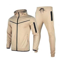 Mens Tracksuit Sweat Suits Jogger Suit Jacket Pants Men Sportswear Piece Sets All Cotton Autumn Winter Running Pant Tech Fleece Jackets for and Women Lwh1995