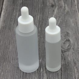 Classic 15ml 30ml frost bottle clear glass dropper eye essential oil serum bottles with white cap Owevg