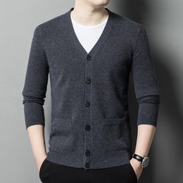 Women's Sweater 5 8 Knitted Cardigan Men's Autumn Single Breasted V neck Korean Style Casual Sweater Solid Color Coat Men 230912