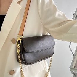 Designer Handbags Luxury Womens Purse Shoulder Bag Toiletry Travel Quality Fashion Shopping Bags Pretty Pochette
