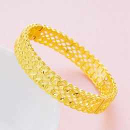 Bangle Womens Openable Jewelry Yellow Gold Filled Classic Style Fashion Accessories