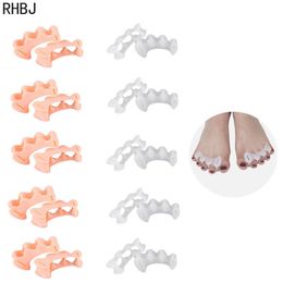 Toe Separators RHBJ 10pcs=5pair Hard Silicone Toe Finger Separator 3 Hole Hallux Valgus Orthopaedic Spacers Bunion Overlapping Foot Corrector 230912