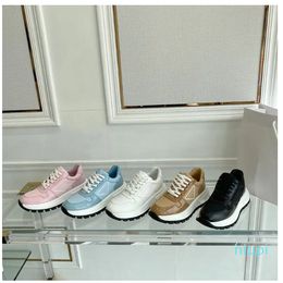 Casual Shoes 2023off white P runway style leather casual shoes for women 3D metal standard thick soled sports Running