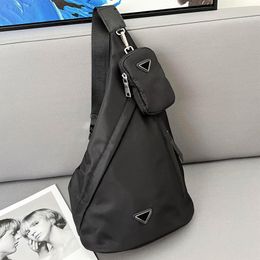 22ss New Fashion World Cup Casual Messenger Bag Men Women Trendy Brand Personality Street Unisex Simple Large Capacity Backpack256f