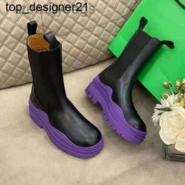 New 23ss Bvity Shoes Women Designer Boots Martin Half Chaelsea Boots Fashion Wave Colored Rubber Outsole Elastic Webbing Luxury Platform TIRE Shoes