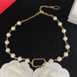 Designer di lusso Collane a pendente a ciondolo floreale Lettere placcate in oro Collana perle donne Accessori Jewerlry 3 Styles