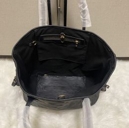MM size 40156/M40995 Luxury Designer Bags Embossed Black women handbags ladies designers Messenger composite bag lady clutch bag shoulder tote female purse wallet