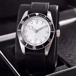 Mens Luxury Watches Fashion Black Dial With Leather Watch Band 42mm Automatic Mechanical Men Watch