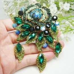 Brooches Crystal Brooch Charming Green Rose Flower Woman Pendant Pin Corsage
