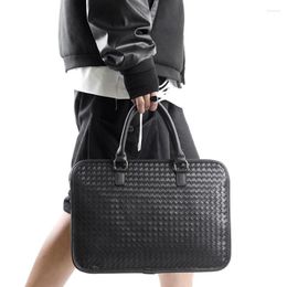 Briefcases Woven Braided Single-shoulder Brand Handbag Bag Men Business High-end Briefcase Messenger Laptop13-14in Hand- Luxury