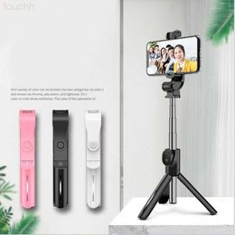 Selfie Monopods Bluetooth Selfie Monopods Foldable Selfie Stick with Flashlight and Remote Control for Mobile L230912