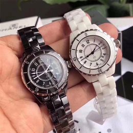 2022 Luxury Designer Quartz 33MM 38MM Ceramic Watch J Women's Fashion Roman numerals Pointer Digital Calendar Wristwatches Dr2854