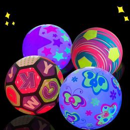 Sports Toys 9 Inches Color Pattern Inflatable Toy Bouncy Ball Outdoor Sports Beach Ball Parent Children Games For Kids R230912