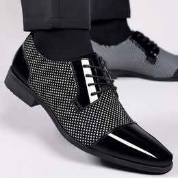 Dress Shoes Trending Classic Men Dress Shoes For Men Oxfords Patent Leather Shoes Lace Up Formal Black Leather Wedding Party Shoes 230912