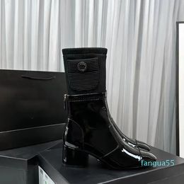 2023 Designer Luxus Martin reine Farbe Stiefel Damen Echtleder Obermaterial Mehrere Farben Outdoor Party Atmungsaktive Stiefel Damenmode Hochhackige Komfortschuhe