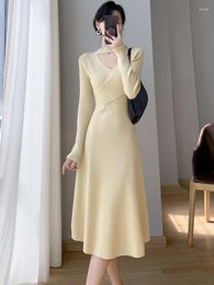 Casual Dresses Women Long Knit Sweater Ladies Sexy V Neck Pleated A Line Fall Winter Pullover Midi Dress Female Clothing