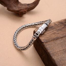 Bangle LH Retro Fashion Hand Woven Bolt Keel Bracelet Trendy Man Simple Personality Couple Versatile Cool Sale and Items 230911