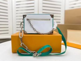 Mini Soft Trunk Luxury Designer Shoulder Bag Handbags Crossbody Bags Monogrammed Embossing Genuine Leather Rugged Chain Shoulder Bag M58906 M44480 18.5x13x8cm
