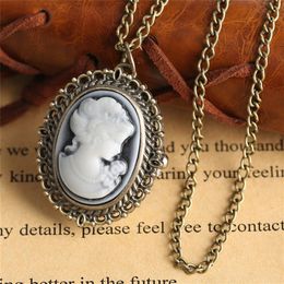 Fashion Vintage Watches Elegant Lady Oval Shape Design Small Size Quartz Pocket Watch Analogue Display Clock Sweater Necklace Chain 2187