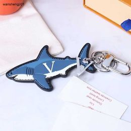 23ss Key chain for men and women Designer Cartoon Animal Pendant Keychain Fashion Silver Buckle Letters Shark Tortoise Keyrings