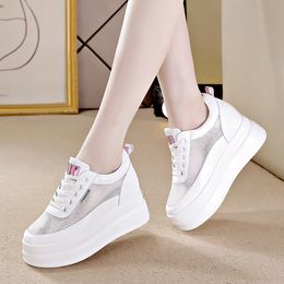 New Tendenza domenica all'interno delle scarpe alte donna 2023 scarpe rete nuovo muffin fondo spesso donna casual scarpe singole Sneakers size 35-40