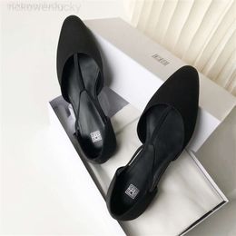 Toteme designer shoes shoe womens summer French simple single Chunyuan pointed silk satin T-shaped soft bottomed flat bottomed Baotou sandals YJ1F