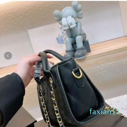 Bags Handbags Messenger Handbag Plat Embossing Onthego Tote Shoulder Crossbody Bag
