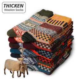 Men's Socks HSS Brand 5 Pairs Winter Thicken Sheep' Warm Men Retro Style Colorful Fashion Man For Snow boots 230912