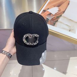 Caps Women's Luxury Designer Ball Hat Fashion Holiday Travel Sunshade Crystal Letter Embroidery Print casquette