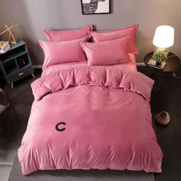 Luxury designer bedding sets 4pcs set solid color velvet queen king size duvet cover bed sheet fashion pillowcases323O