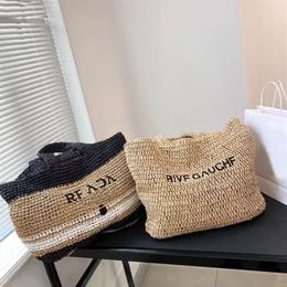 Vegetable basket hollowed out woven shopping bag fashionable and environmentally friendly embroidered letters on straw street port221Z