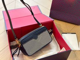 2023 New Fashion Handbag Imported Fabric Top Quality Casual Luxury Shoulder Bag Versatile Designer Bao Liangze Hardware Crossbody Bag