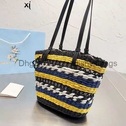 Totes Luxury large totes Shopping Bags Fold Straw weave handbags Designers Shoulder crossbody bag Casual famous purses beach Bag1