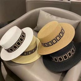 Summer Lady Wide Brimmed Fashion Seaside Beach Straw Hat Sunscreen Garden Style Designer Weaves Striped Many Colours Retro Flat Top248n