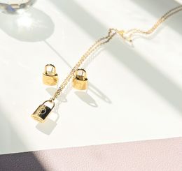 Luxury designer men women love lock letter v pendant necklace earrings 316L Stainless Steel 18K Gold silver rose logo engraved Jewellery set For girls Women
