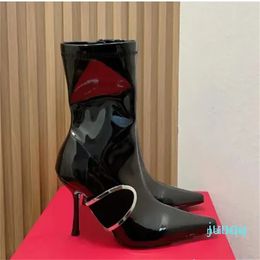 Designer -botas com etiqueta para mulheres preto tornozelo calcanhar lado zíper meio luxo apontou dedos de salto alto moda