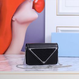 Chain Shoulder Bag Cross Body Cambridge Bags Hardware Triangle Letter Hot Stamping Flip Cover Hidden Buckle Removing Straps High Quality Totes