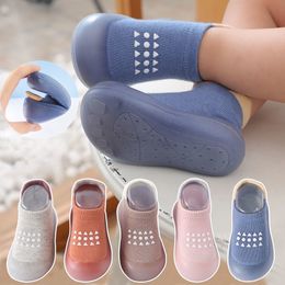 First Walkers Baby Shoes Kids Soft Rubber Sole Children Sock Non slip Floor Socks Toddler 0 4Y Boy Girl Booties 230914