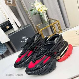 Shock Designer Casual Technology Shoes Sneaker Mens Fashion Sense Versatile Breathable Space Spaceship Interior Increased Balmaiin Top Quality Yish