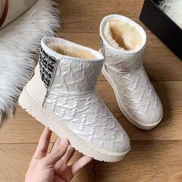 Winter Women's Boots Thick Soles Warm Non-Slip Plus Fleece Outdoor Comfortable Casual Light Snow Cotton Shoes