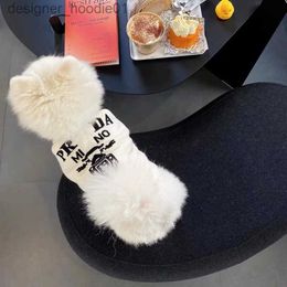 Womens Sweaters Designer Dog Clothes Brands Dog Apparel Winter Warm Pet Sweater Knitted Turtleneck Cold Weather Pets Coats Puppy Cat Sweatshirt Pullover Clothing f