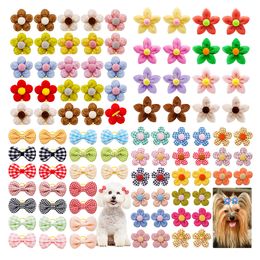 Dog Apparel 1020pcs Flower Shape Hair Bows Bow Grooming Plaid Pure Mix Colours Cat Bowknot Rubber Bands For Small Dogs Supplies 230914