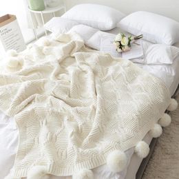 Blankets 1PC 51x63 Inch Knitted Blanket Soft Warm Bedspread Nordic White Balls Air-condition Sofa For Beds Modern Room Decor