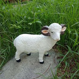 Garden Decorations Creative Cute Animal White Sheep Resin Decoration Courtyard Villa Figurines Crafts Outdoor Model Landscape Ornaments Art